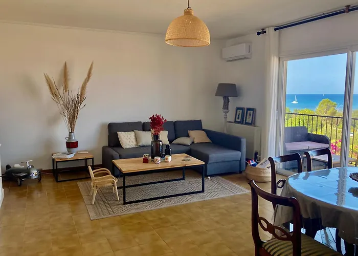 T4 Climatise, Lumineux Et Vue A Apartmán